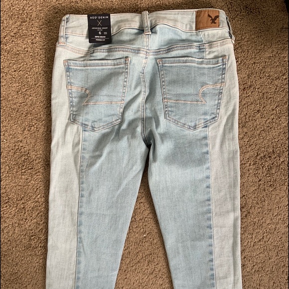 American Eagle Two atoned Cropped Jeans - Picture 3 of 3